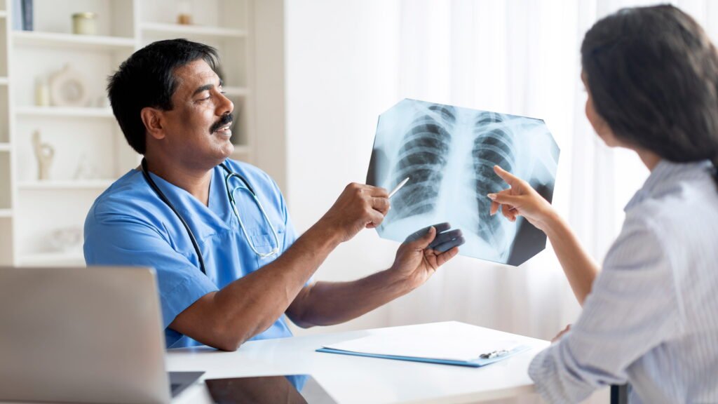Chest Specialist in Ghaziabad – Advanced Pulmonology Care at Le Crest Hospital