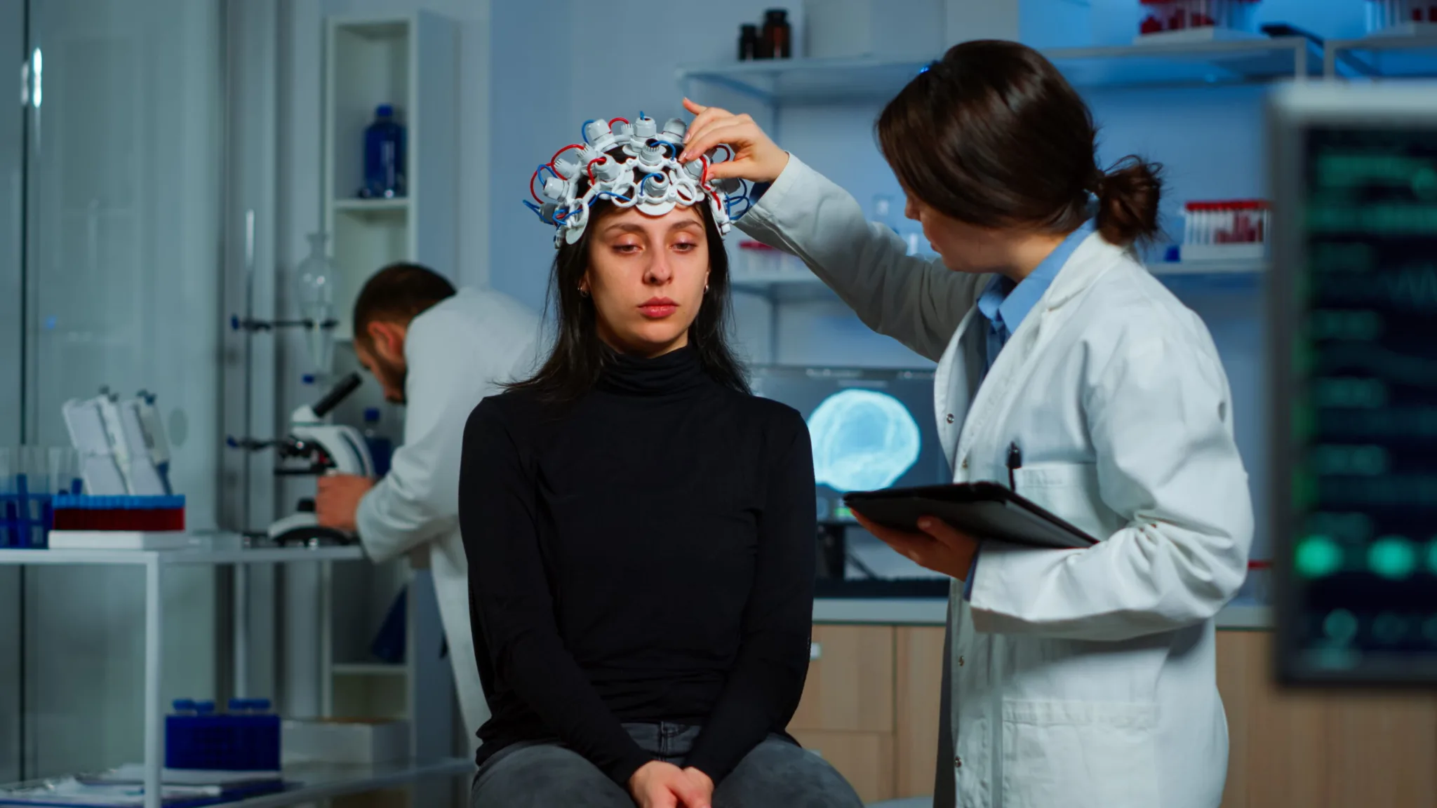 Neurologist in Ghaziabad | Advanced Neurology Care at Le Crest Hospital