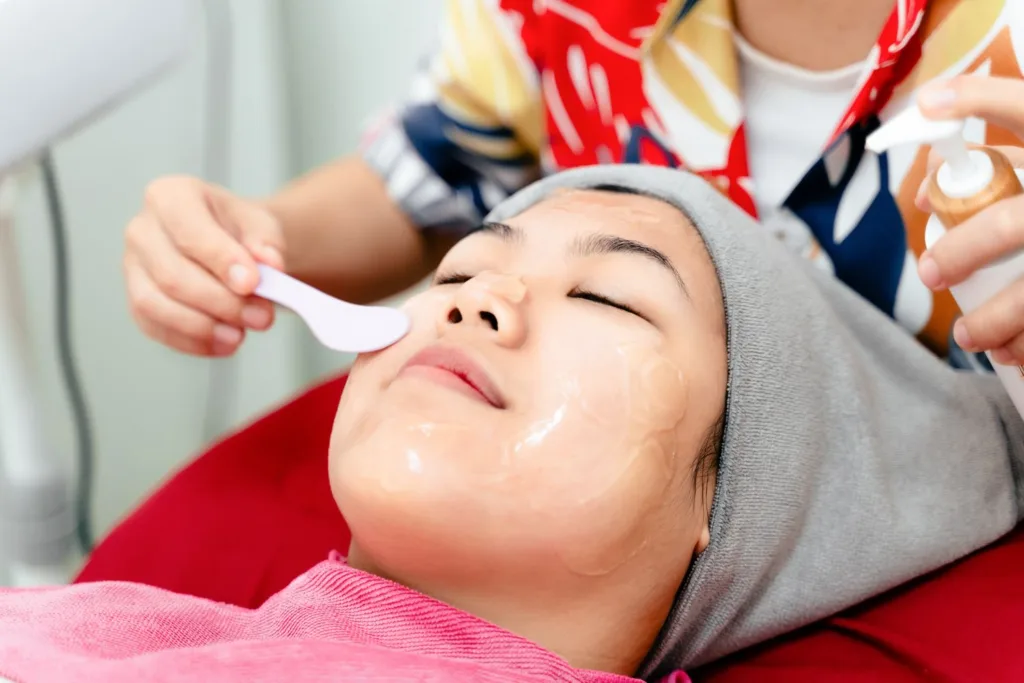 Best Dermatologist in Ghaziabad Indirapuram - Le Crest Hospital