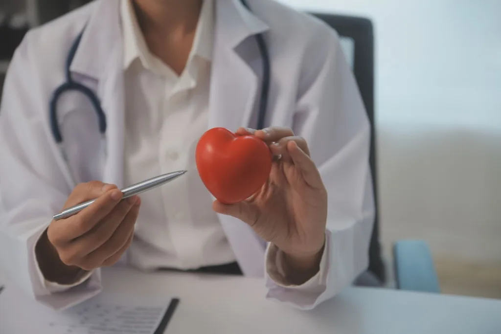 Cardiologist in Indirapuram Ghaziabad - Le Crest Hospital
