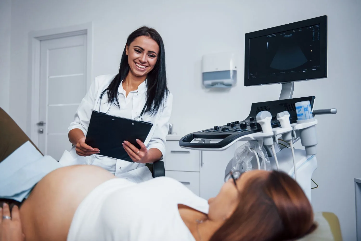 Gynaecologist in Ghaziabad for Personalised Women’s Care