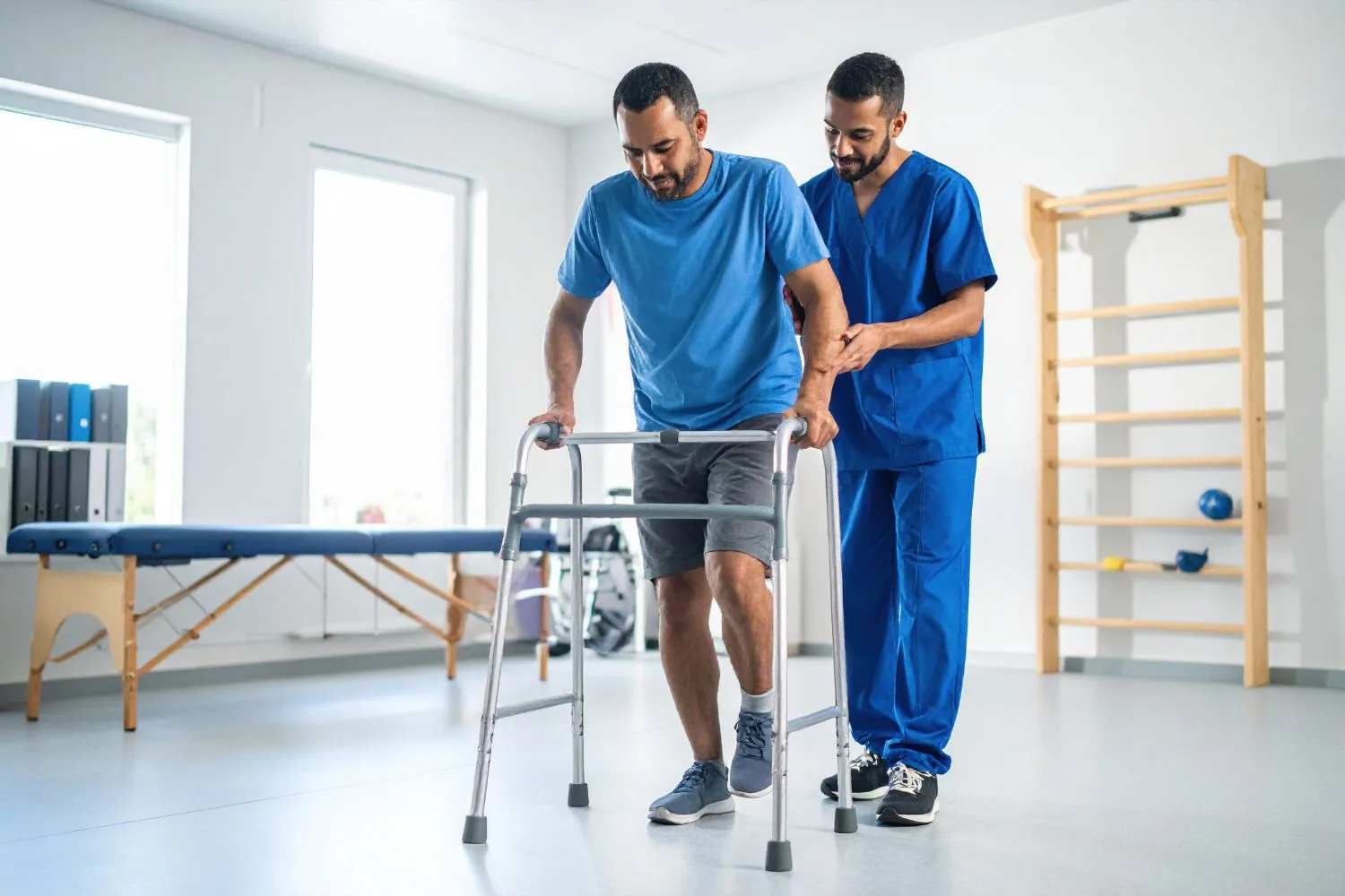 Physiotherapy in Ghaziabad When Does Rehabilitation Help - Le Crest Hospital